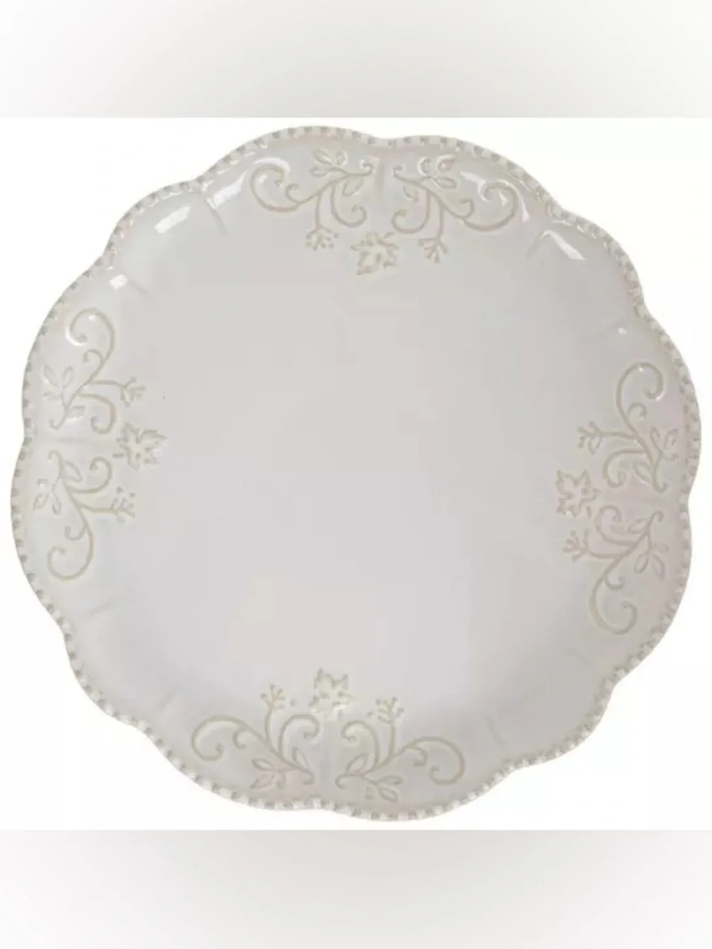 Embossed Scalloped Dinner Plates